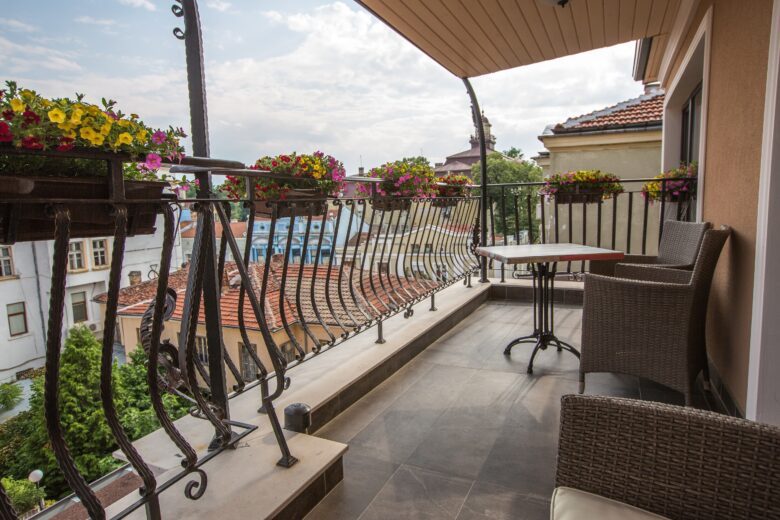 Stay 5 a4 terrace view